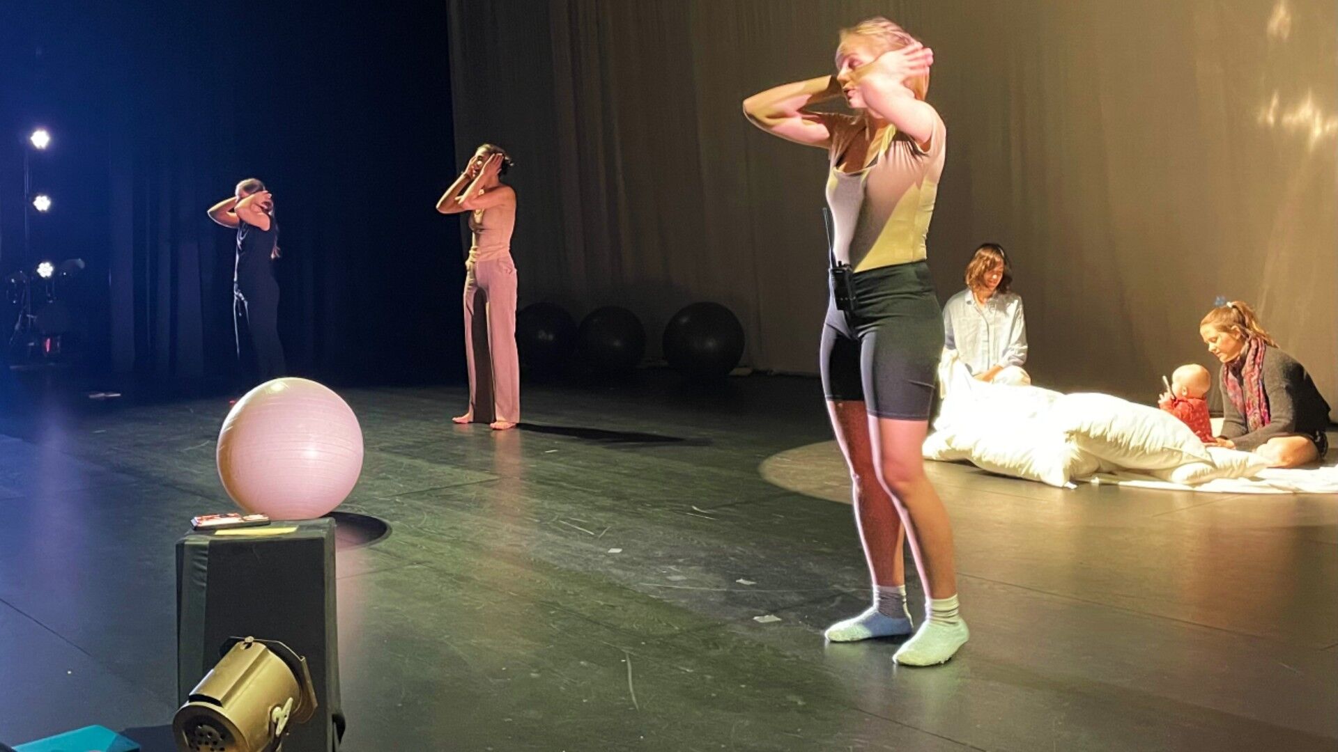 Ukranian theater group to perform in Frenchtown